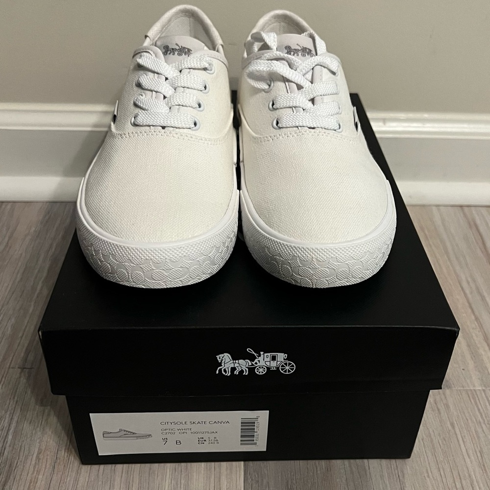 Coach Citysole Skate Sneaker| Optic White w/Pink Stripe| Logo on Sole| Sz 7| NEW